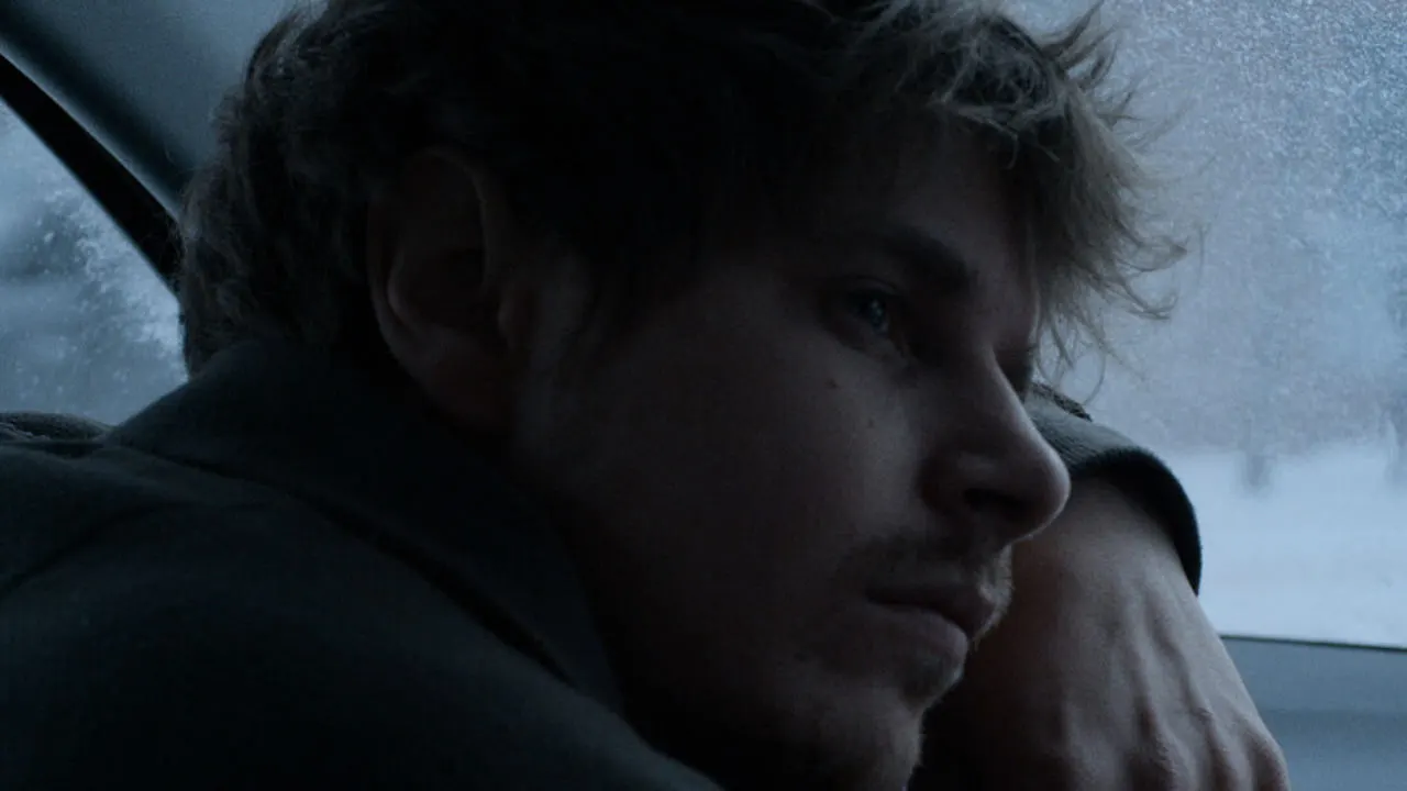 Cena de L'amour au temps de la guerre civile (2014)