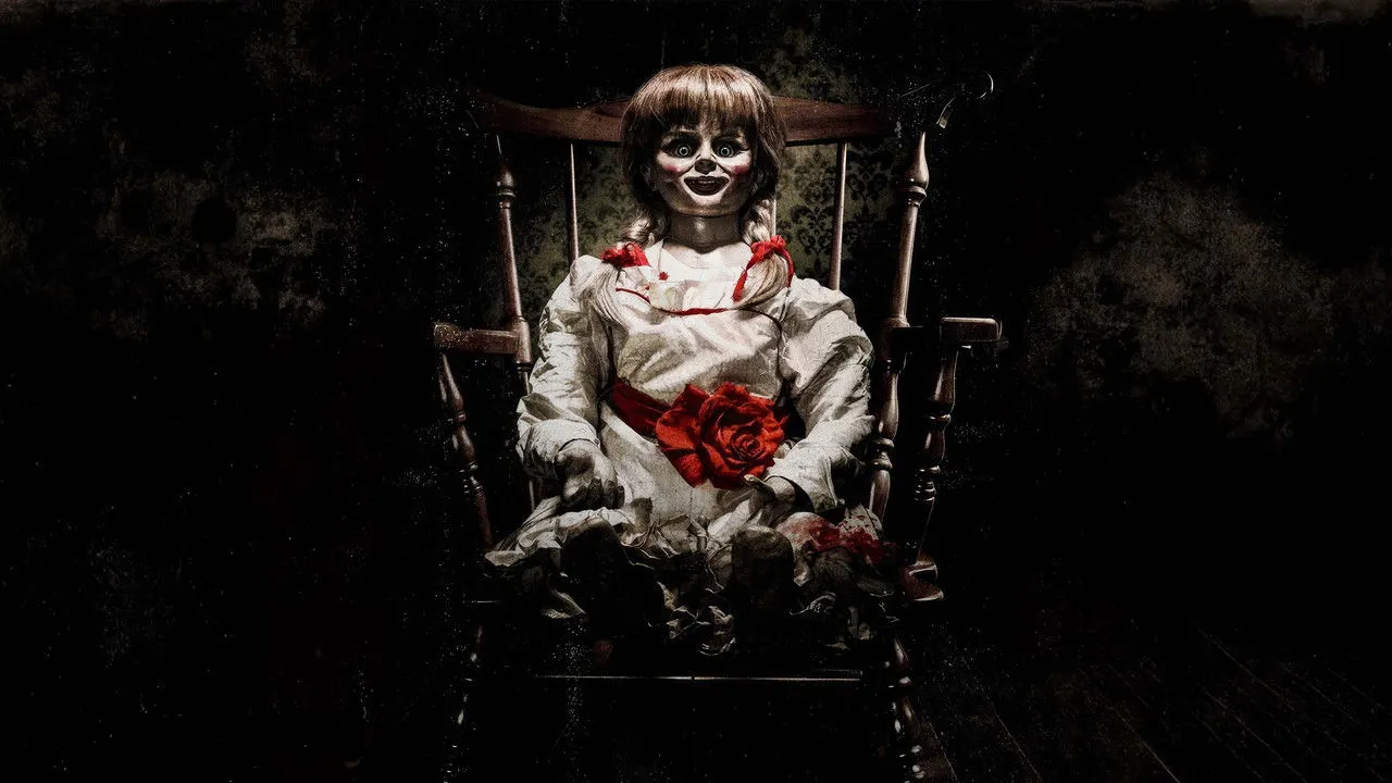 Cena de Annabelle (2014)