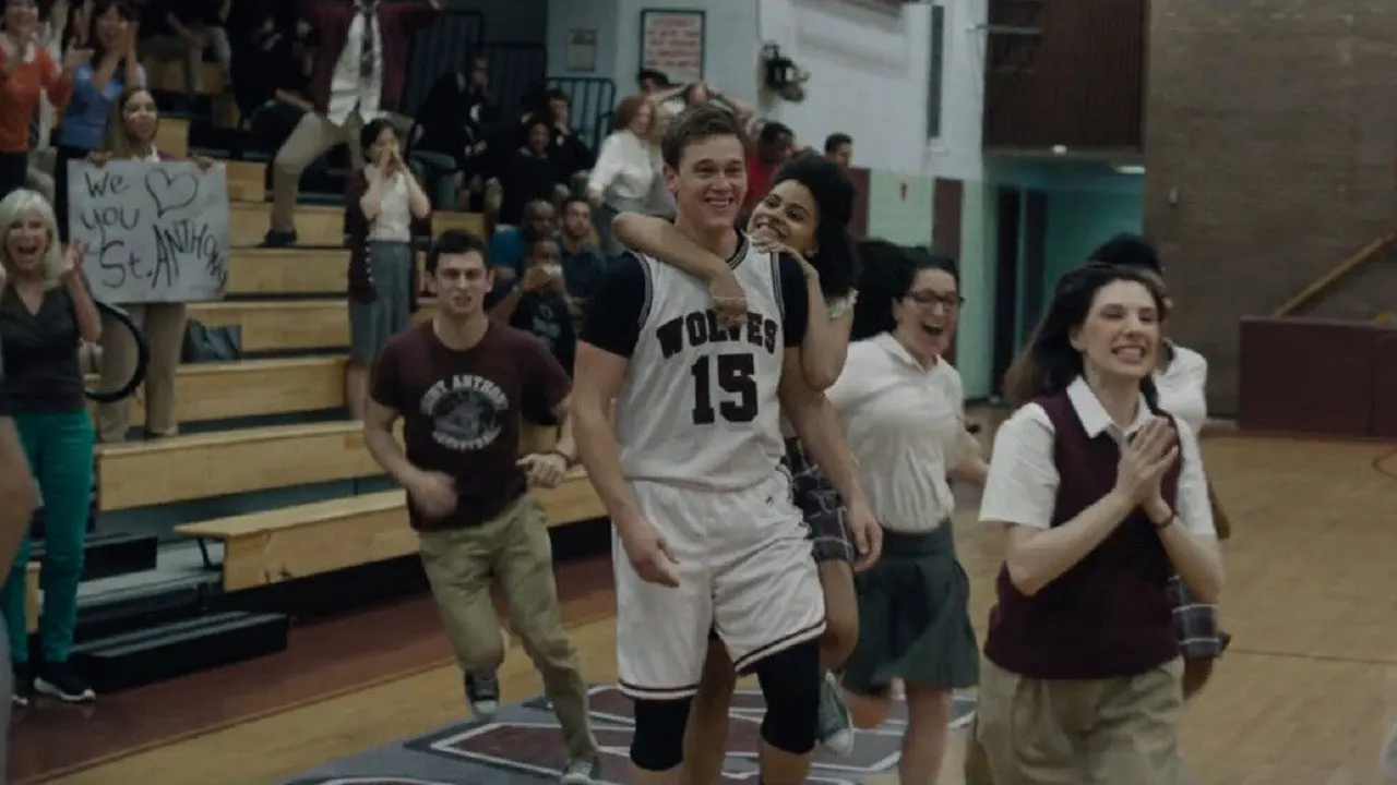 Cena de Wolves (2016)