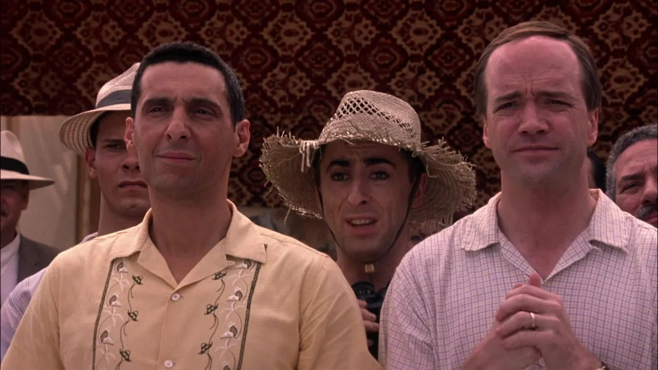 Cena de Company Man (2000)