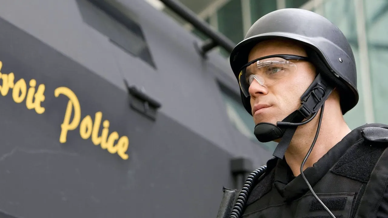 Cena de S.W.A.T.: Comando Especial 2 (2011)