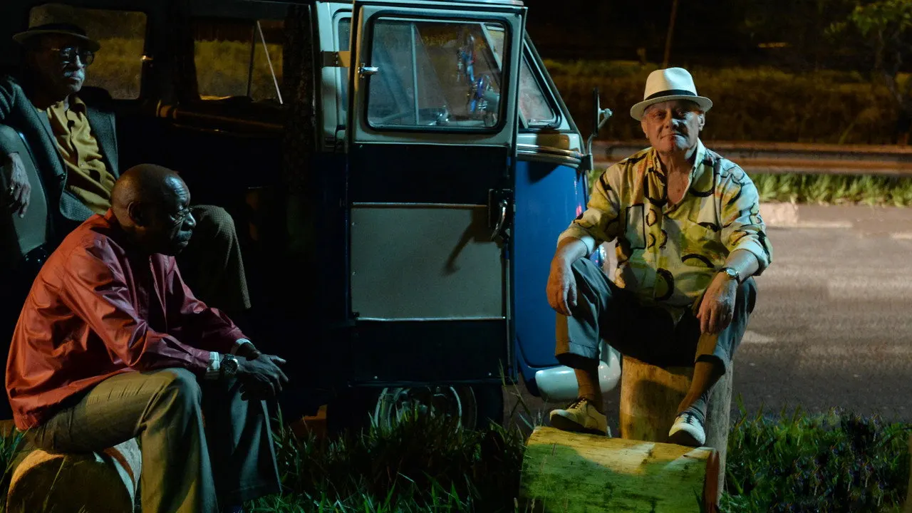 Cena de Os Experientes (2015)