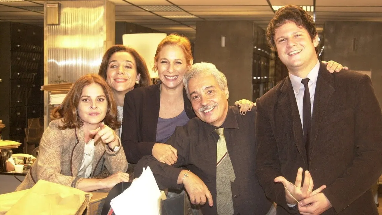 Cena de Os Aspones (2004)