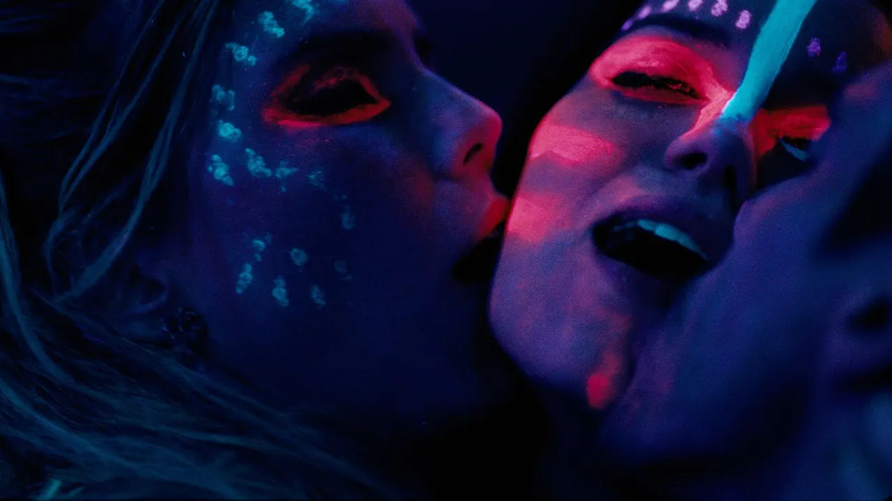 Cena de Paraísos Artificiais (2012)