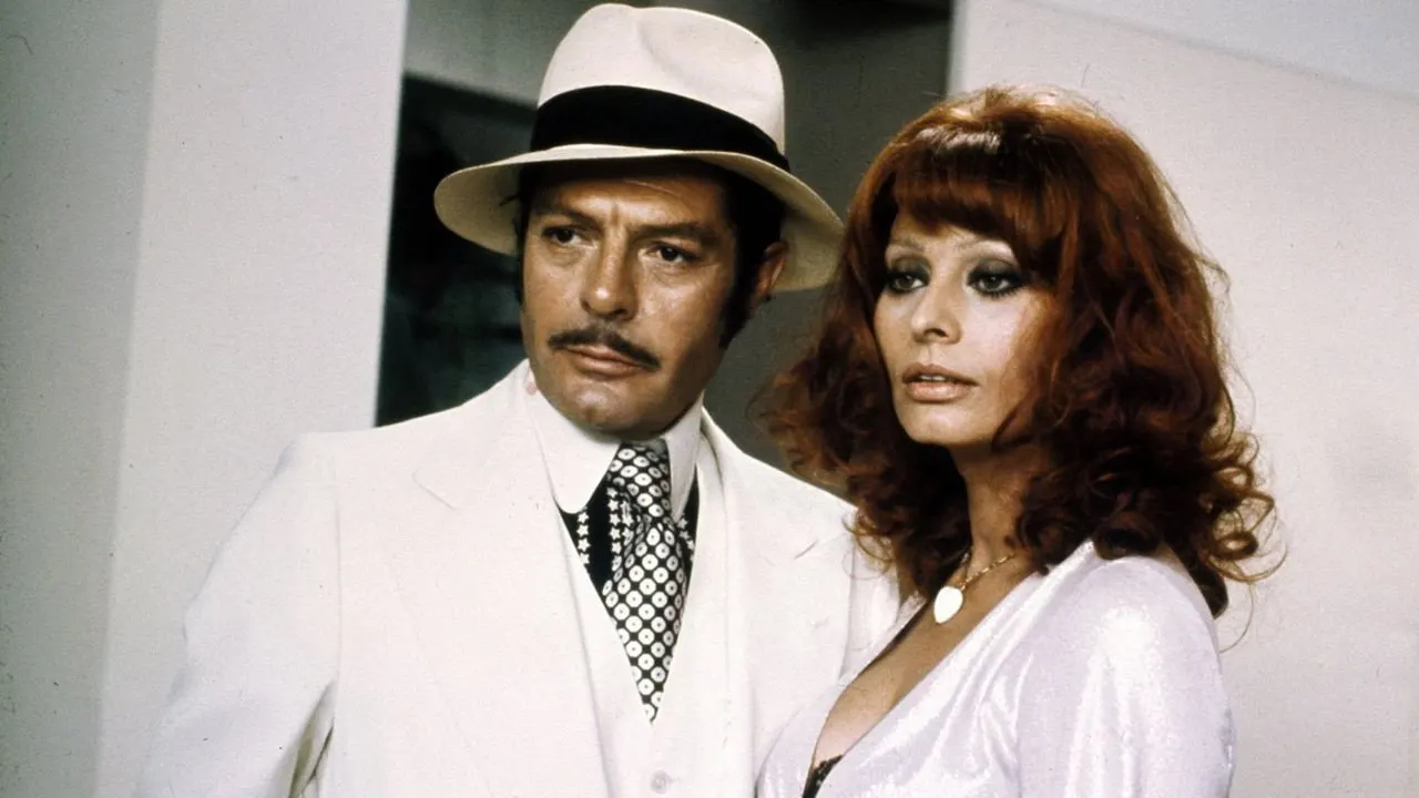 Cena de A Garota do Chefe (1975)