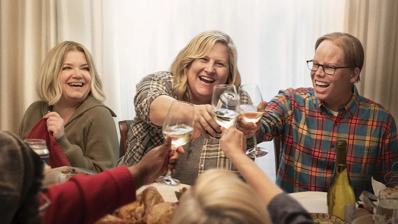 Cena de Alguém em Algum Lugar (2022)