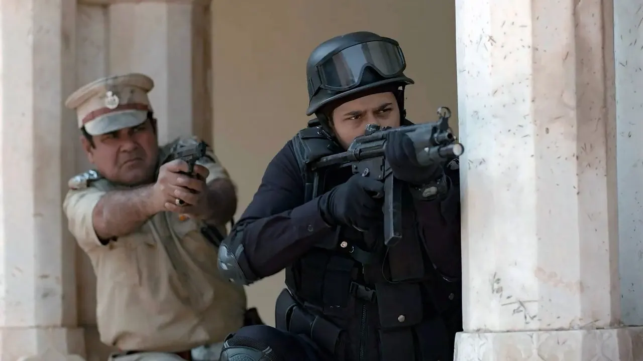 Cena de Cerco ao Terror: Ataque ao Templo (2025)