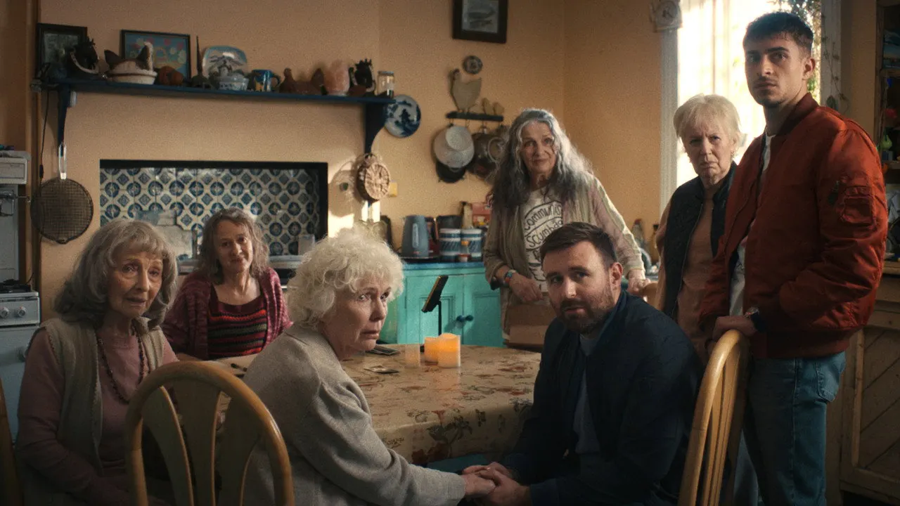 Cena de Quatro Mães (2025)