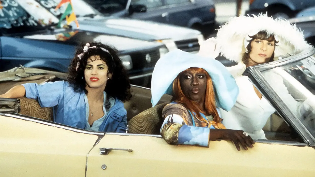 Cena de Para Wong Foo, Obrigada por Tudo! Julie Newmar (1995)