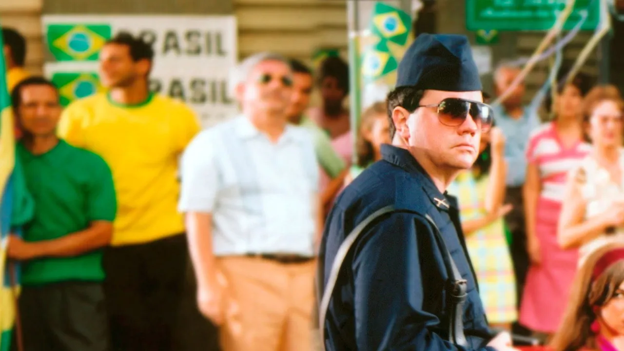 Cena de Casseta & Planeta: A Taça do Mundo é Nossa! (2003)