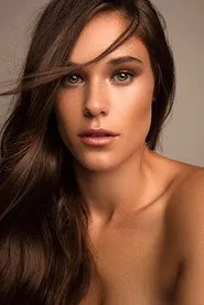 Chloe Carabasi