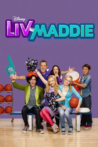 Pôster de Liv e Maddie (2013)