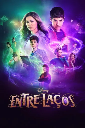 Pôster de Disney Entre Laços (2021)