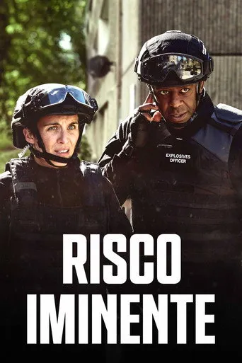 Pôster de Risco Iminente (2022)
