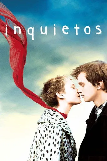 Pôster de Inquietos (2011)