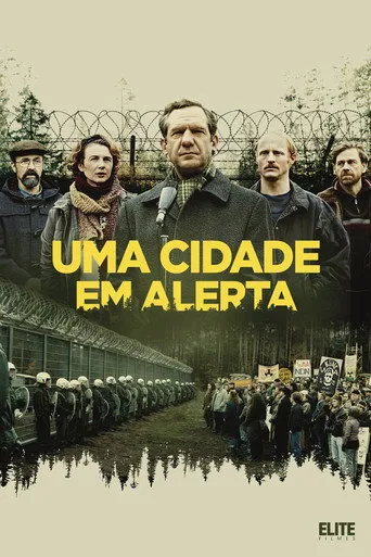 Pôster de Uma Cidade em Alerta (2018)