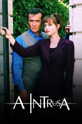 Pôster de A Intrusa (2001)